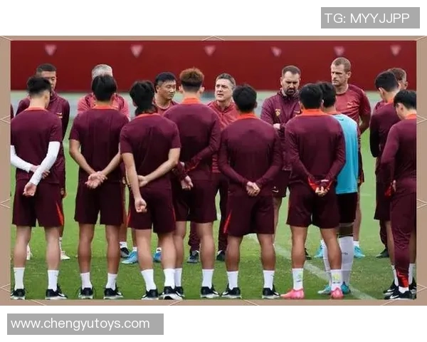 亚洲杯决赛精彩回顾：两强对决上演足球巅峰对决，冠军归属揭晓